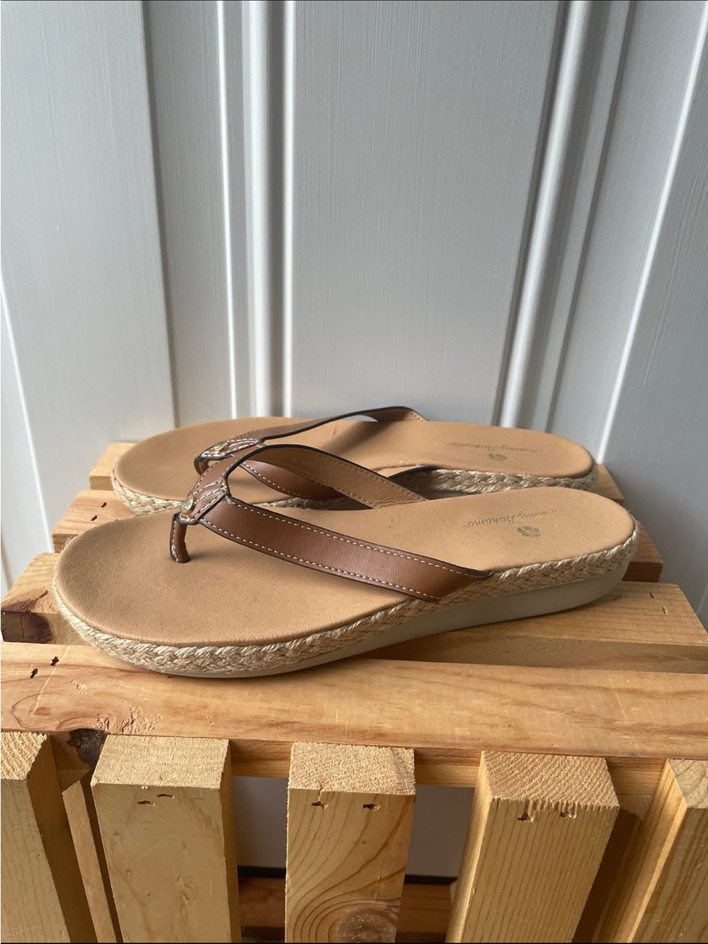 Tommy Bahama Brown Espadrille-Style Thong Sandals
